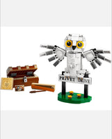 LEGO Harry Potter Hedwig at Privet Drive 76425 Owl Figure w/ Trunk Set